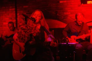 Patria performing at Taix with Derrick Anderson and Carey Fosse